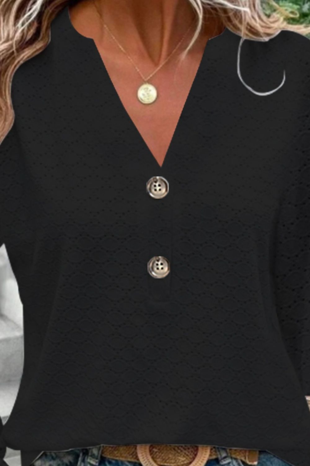 Eyelet Notched Top