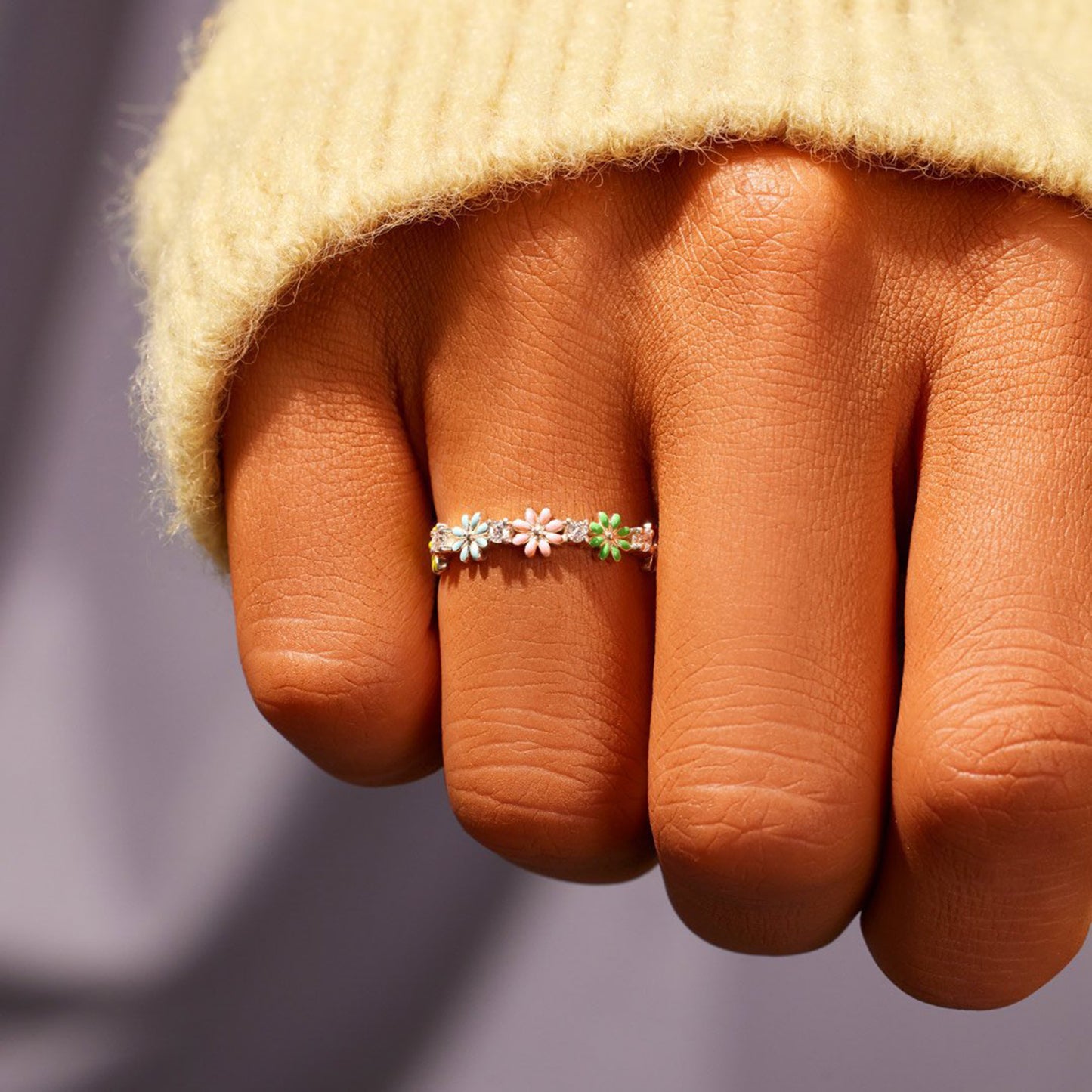 Daisies Ring