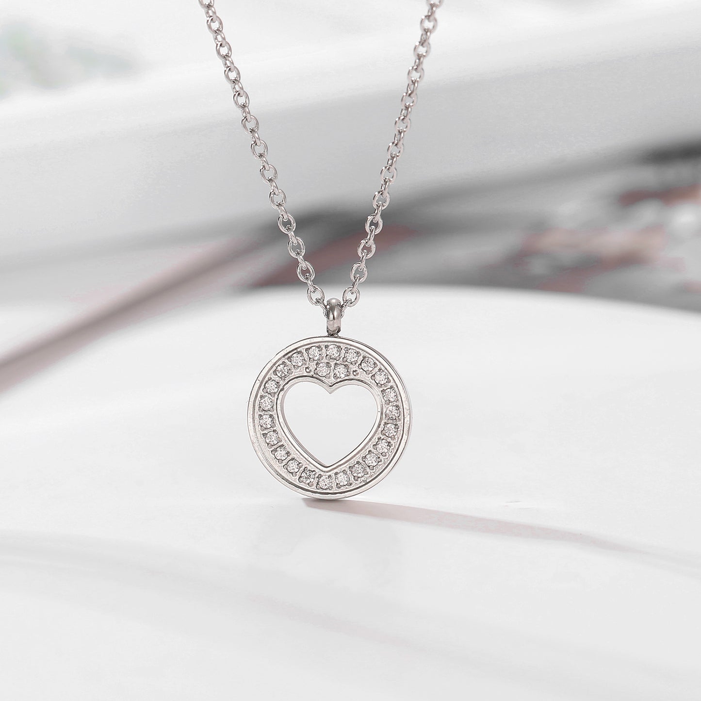 Heart Rhinestone Pendant Necklace