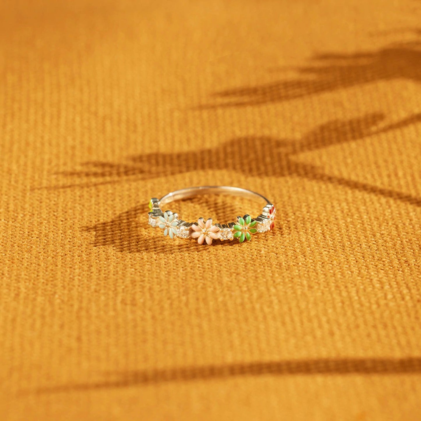 Daisies Ring