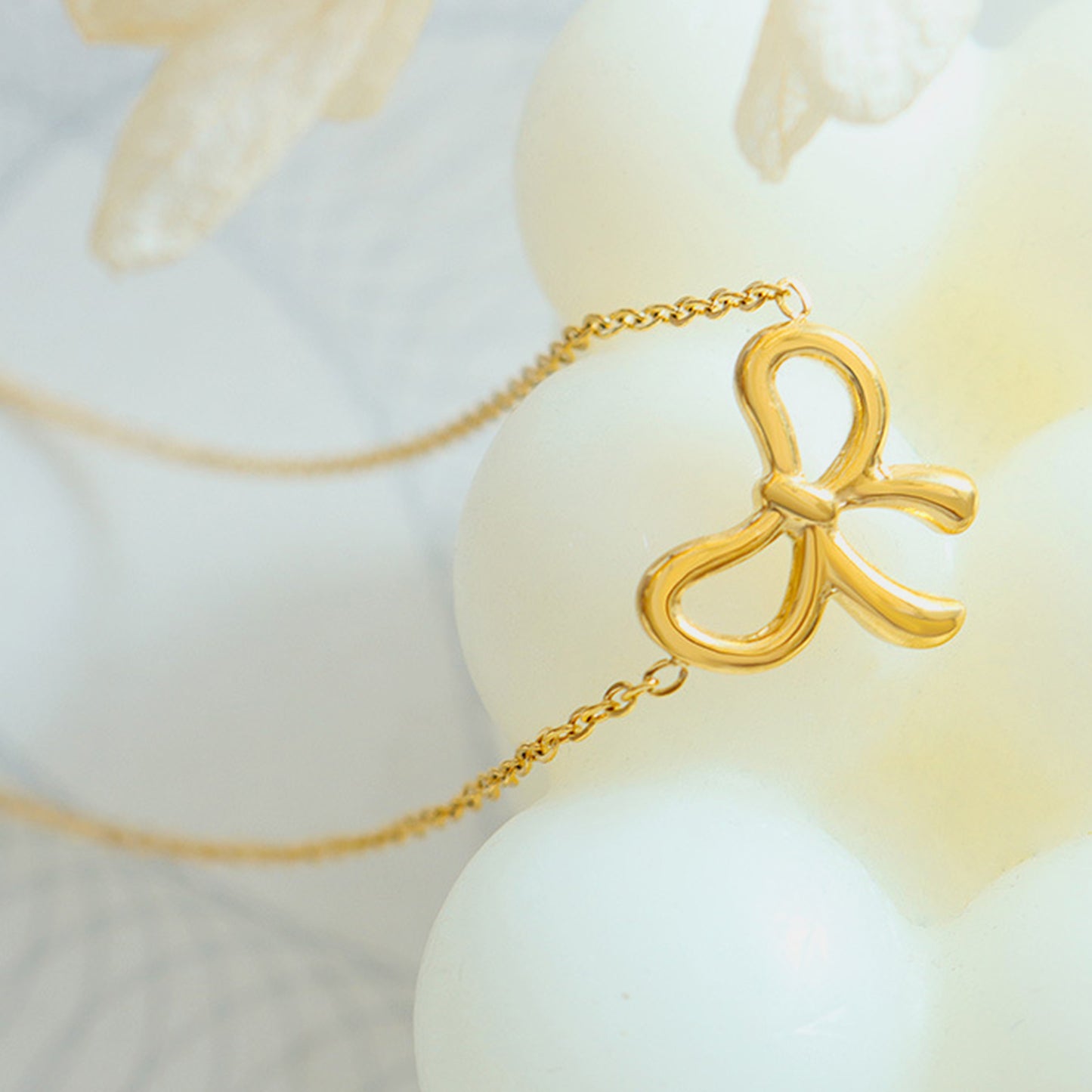 Bow Pendant Necklace